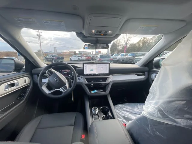 New 2026 Agate Black Metallic Ford Active image 21