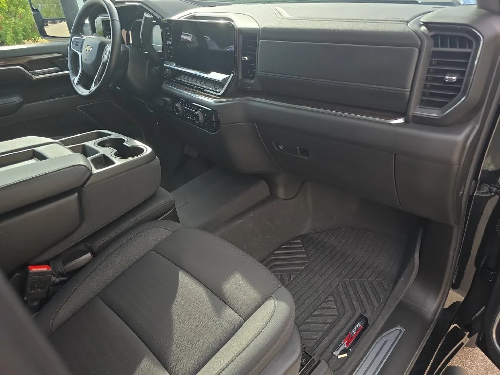 2025 Chevrolet Silverado 2500HD LT - Photo 30
