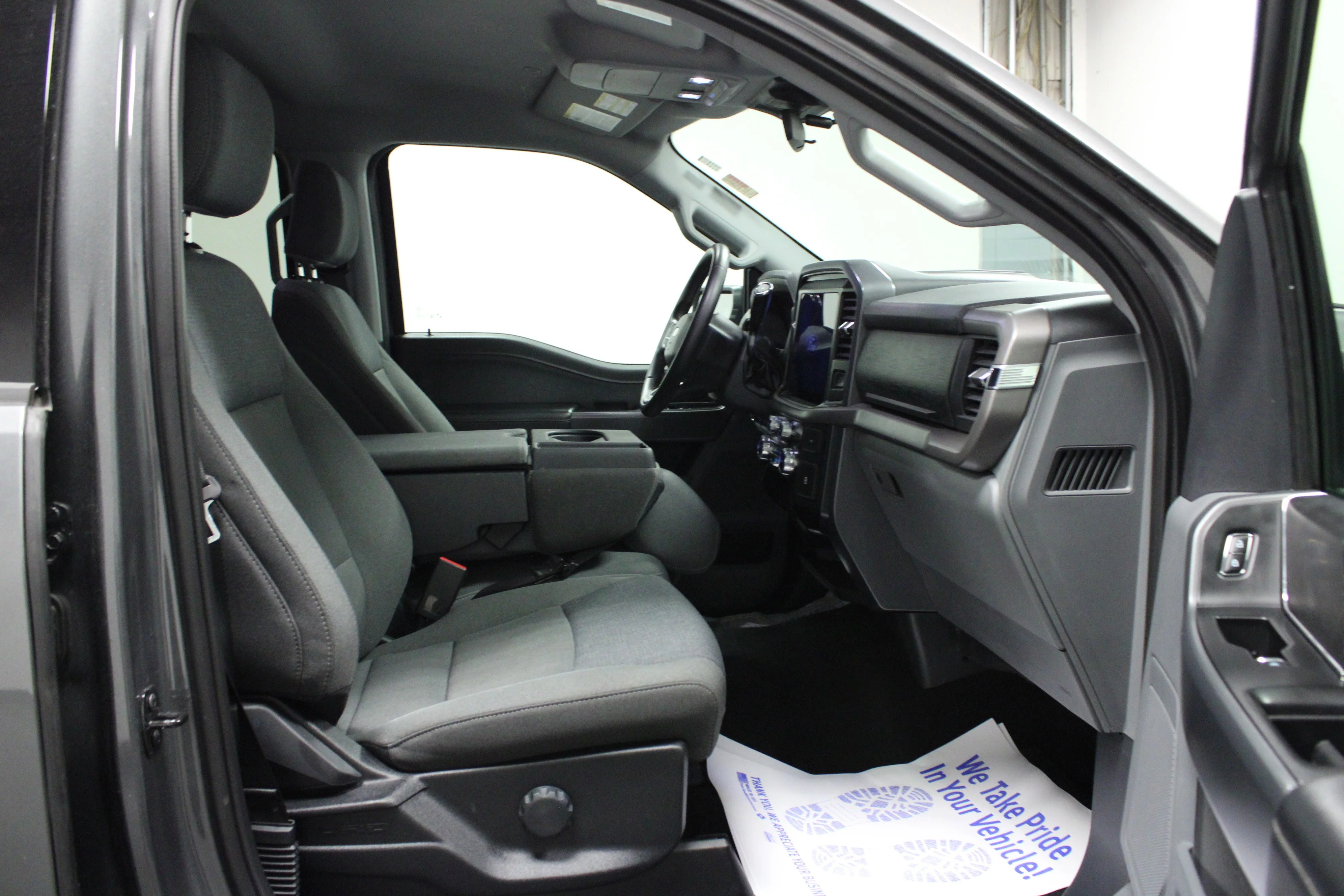 Used 2025 Carbonized Gray Metallic Ford XLT image 16