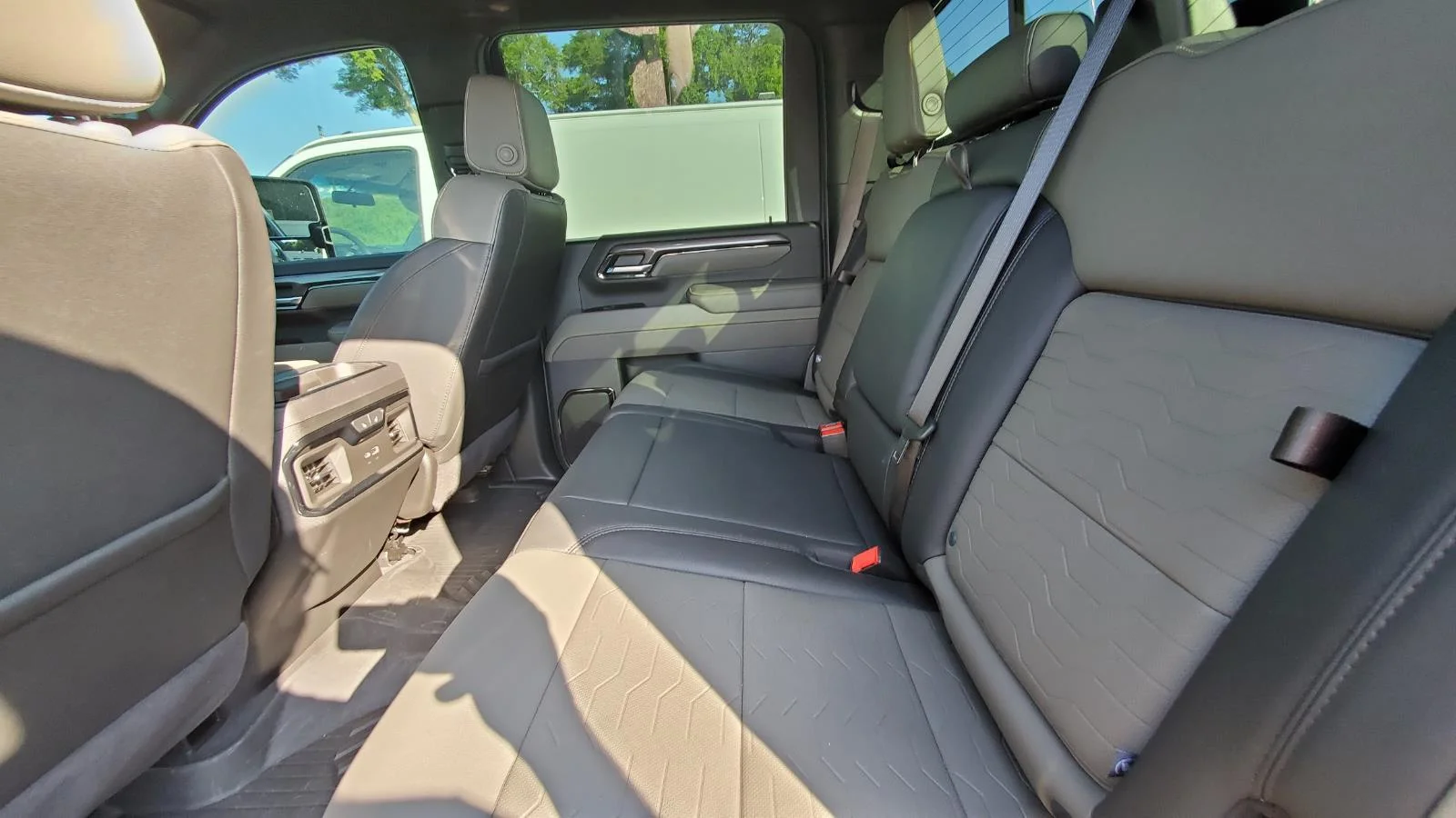 Used 2024 Lakeshore Blue Metallic Chevrolet ZR2 image 5