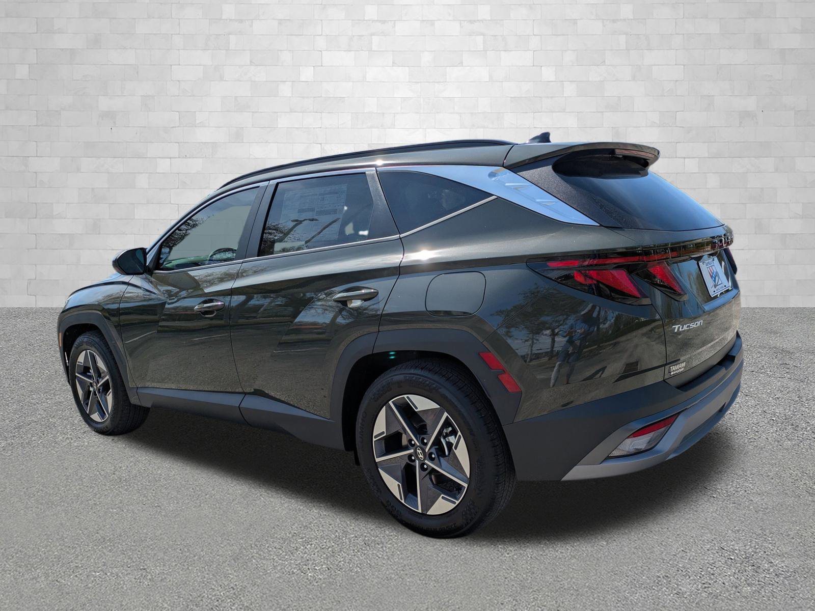 New 2026 Rockwood Green Hyundai SEL FWD image 4