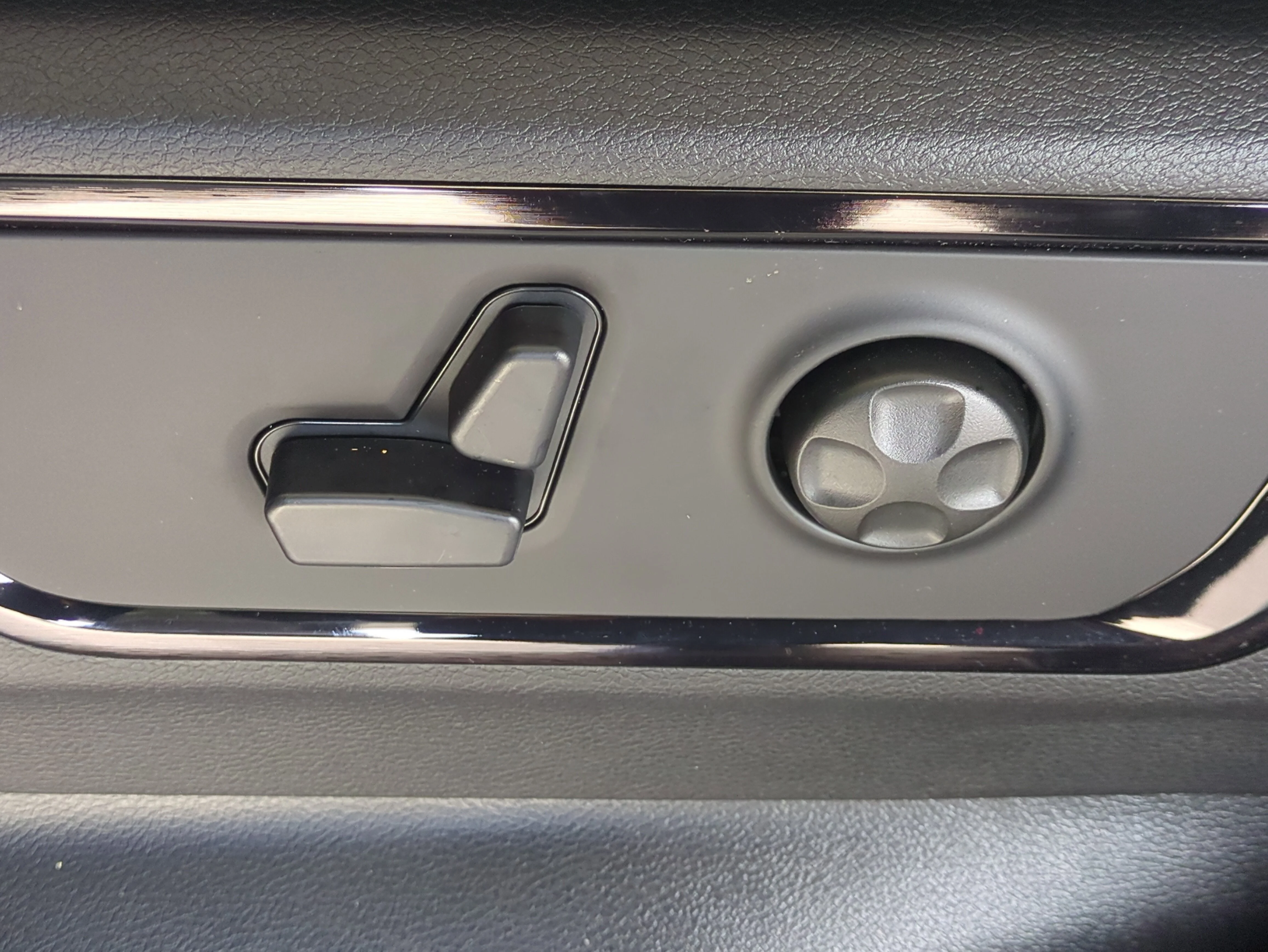 New 2026 Forged Blue Metallic Exterior Paint RAM Limited image 19