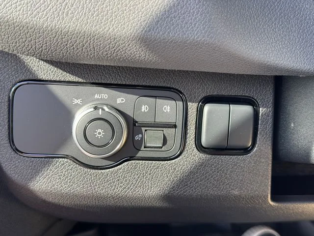 New 2026 Black Mercedes-Benz Passenger 144 WB image 37