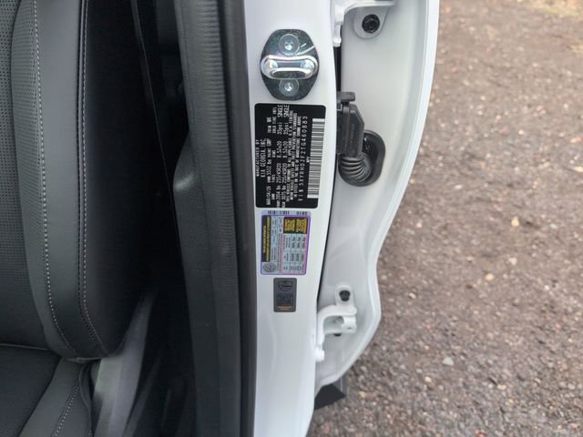New 2026 Glacial White Pearl Kia X-Line EX AWD image 32