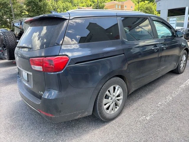 Used 2017 Black Kia LX image 5