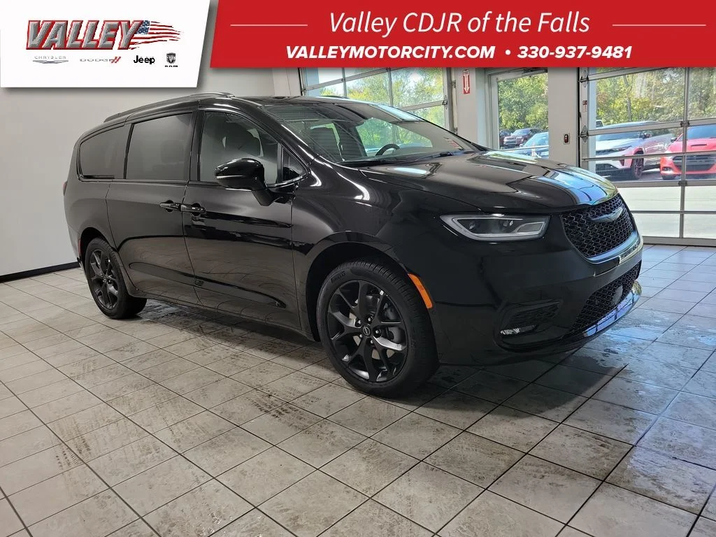 2026 Chrysler Pacifica
