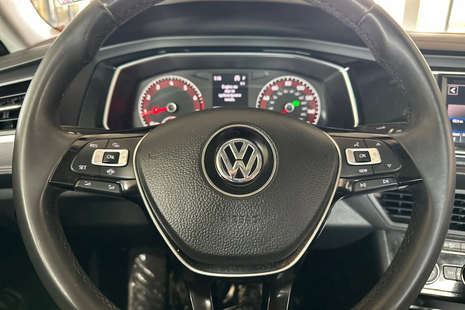 Used 2020 White Volkswagen S image 22