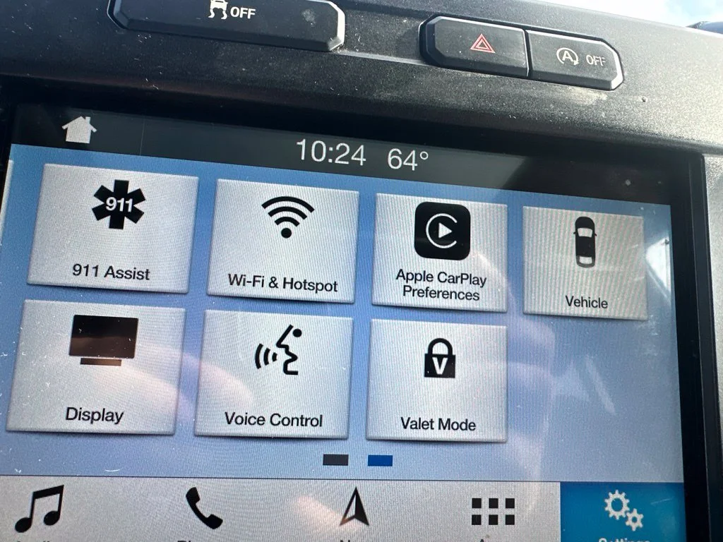 Used 2018 Blue Ford XLT image 25