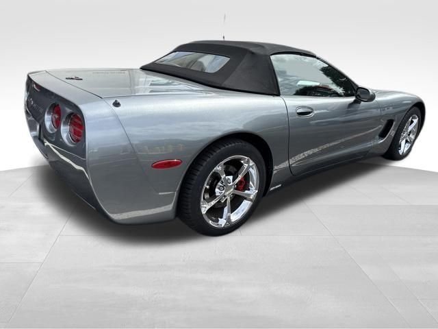 Used 2004 Gray Chevrolet Base image 5