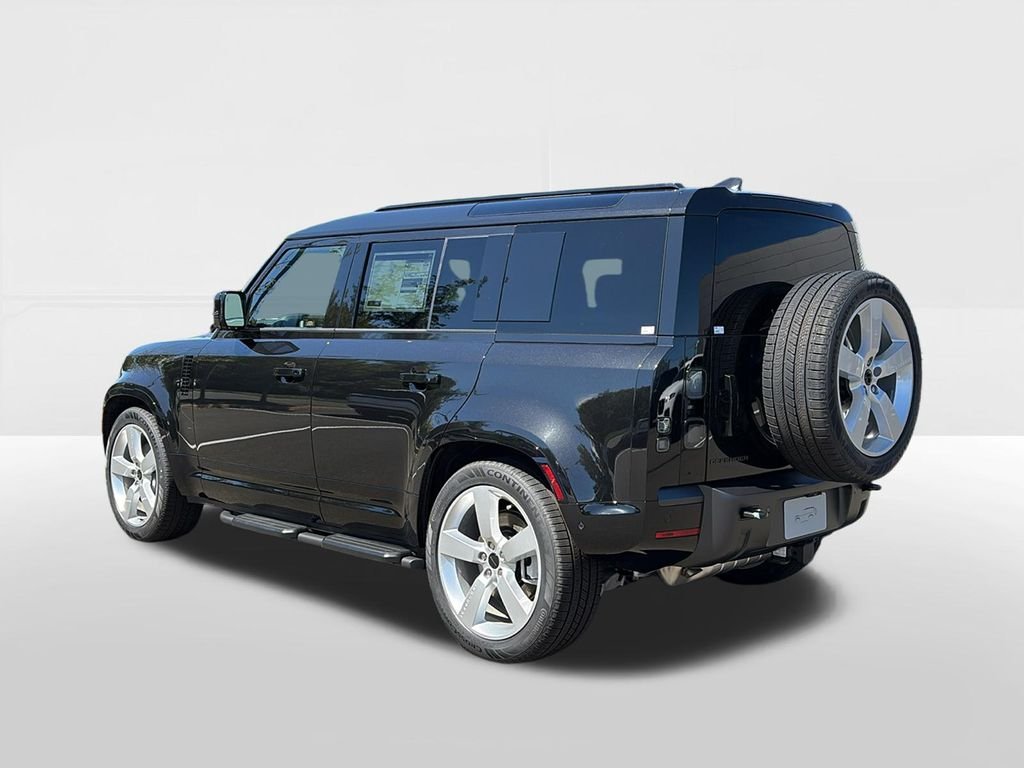 2026 Land Rover Defender X-Dynamic SE - Photo 7