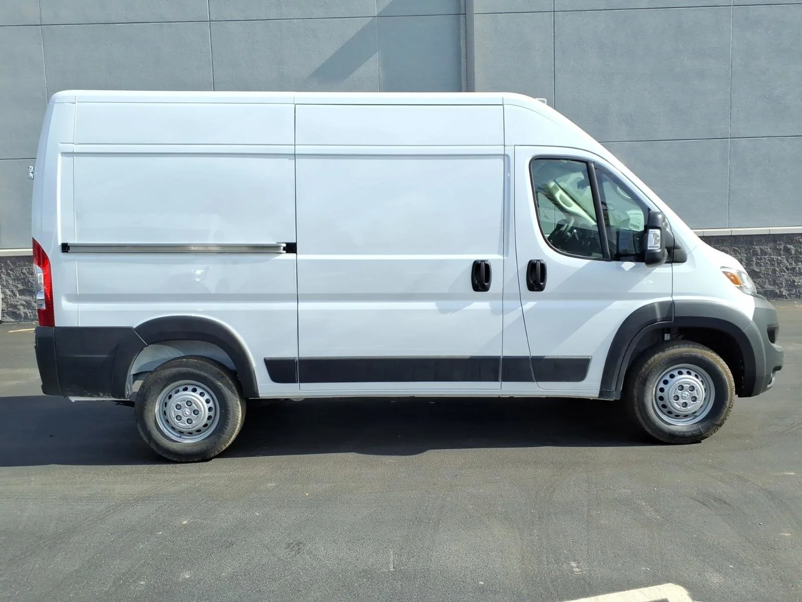 New 2026 Bright White Clearcoat Ram Tradesman image 17