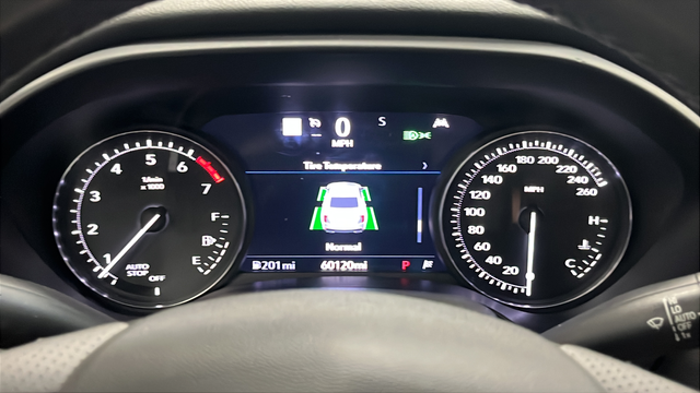 Used 2020 White Cadillac V-Series image 16