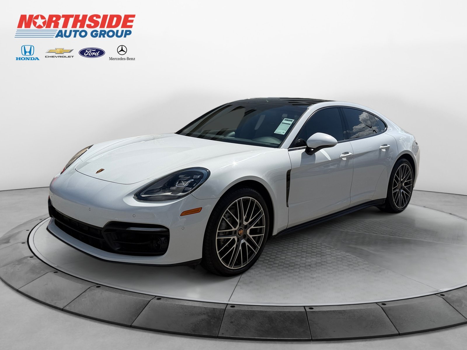 Used 2021 Carrara White Metallic Porsche 4 image 3