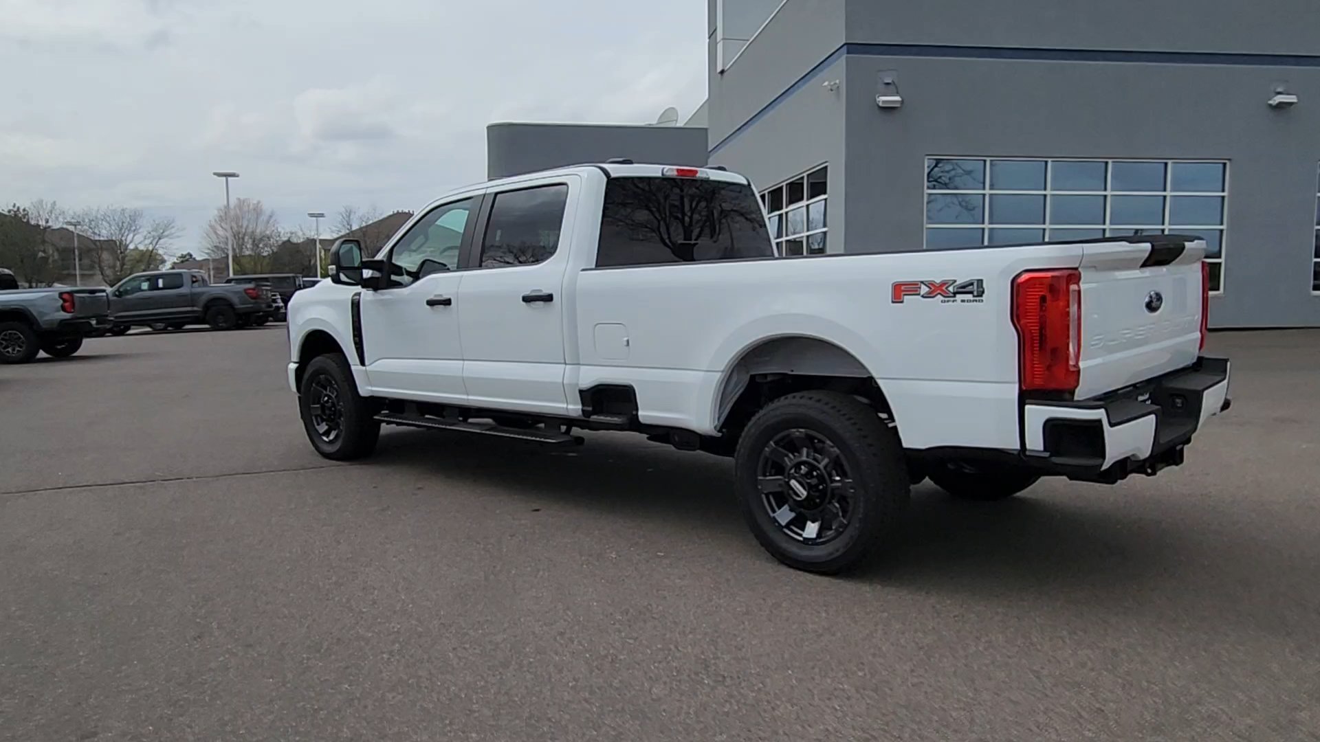 New 2026 Oxford White Ford XL image 20