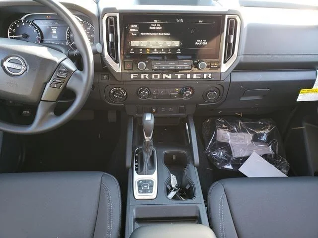 2026 Nissan Frontier SV - Photo 15