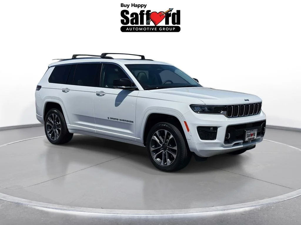 Used 2023 White Jeep Overland image 10