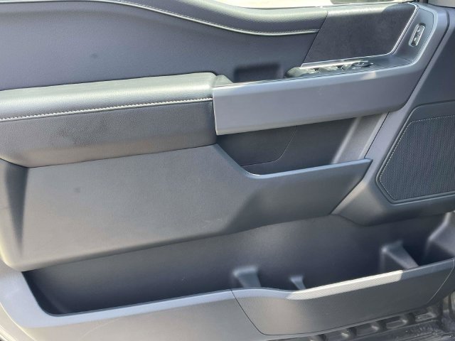 New 2026 Carbonized Gray Metallic Ford XLT image 49