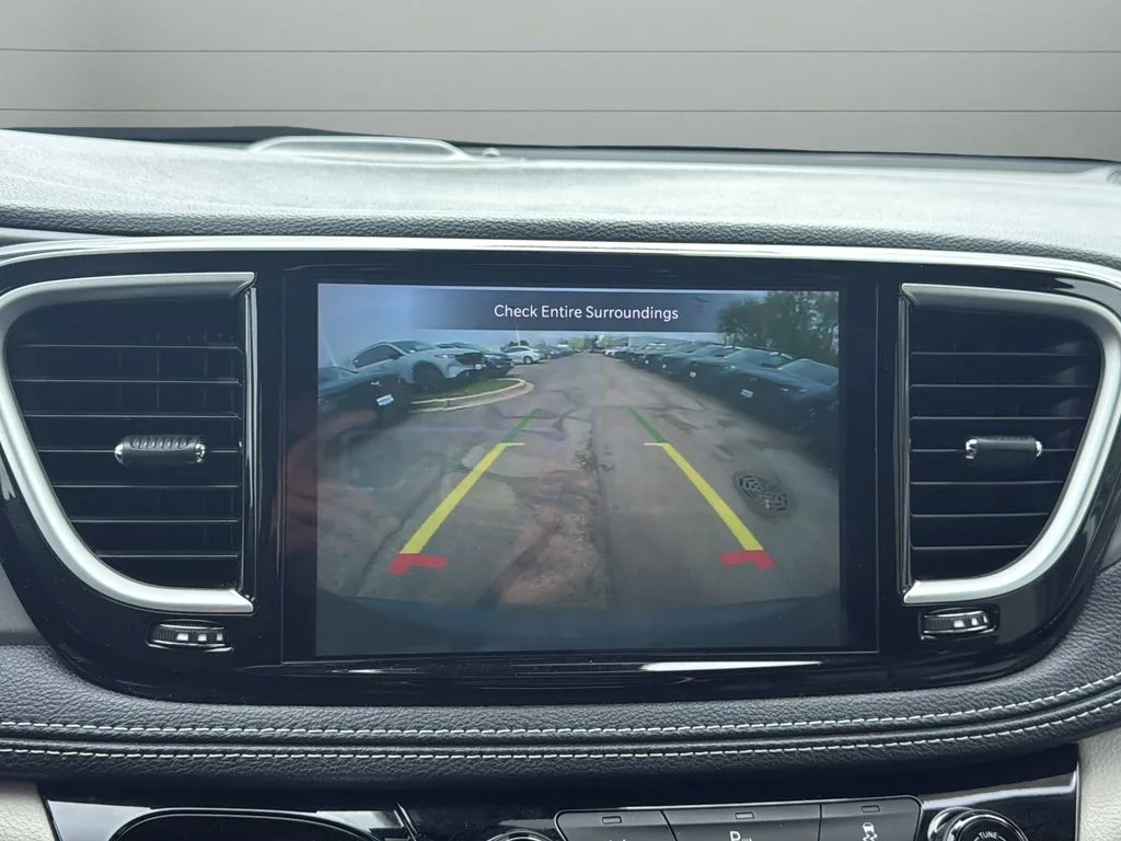 Used 2023 White Chrysler Touring L image 16