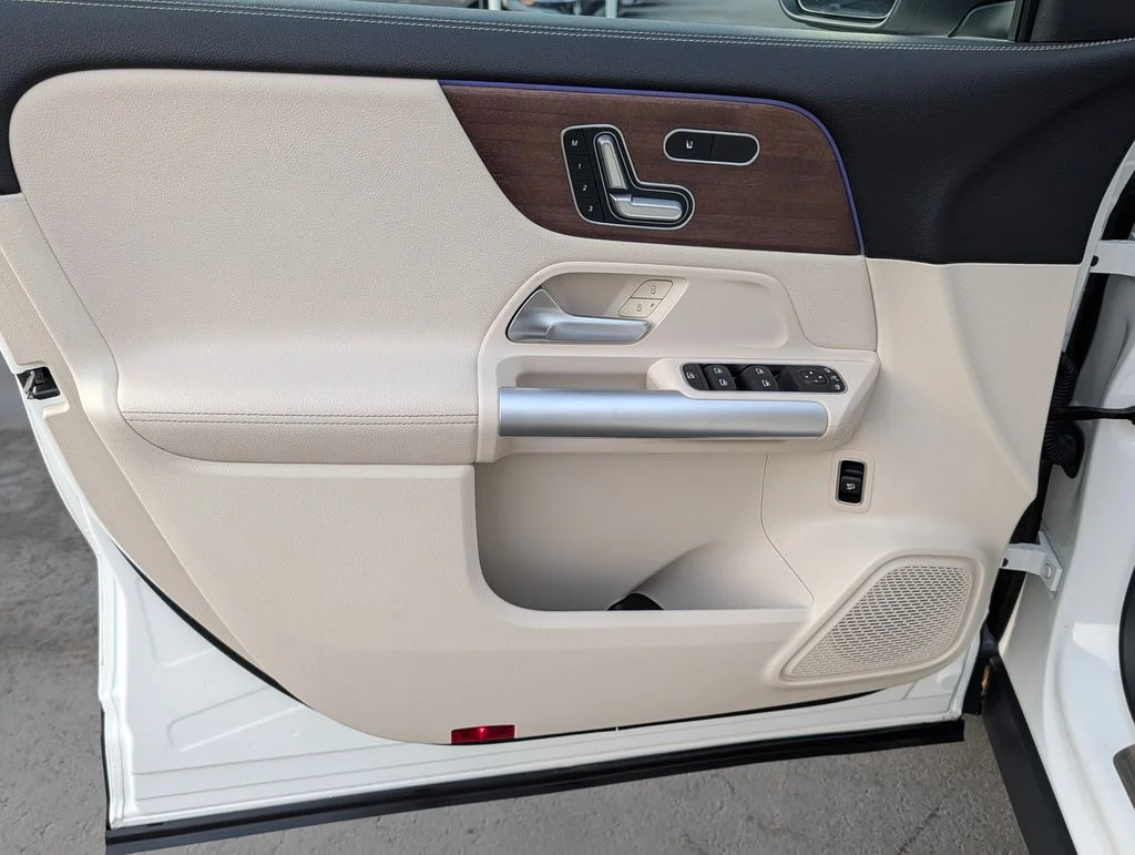 Used 2023 White Mercedes-Benz GLA 250 image 17