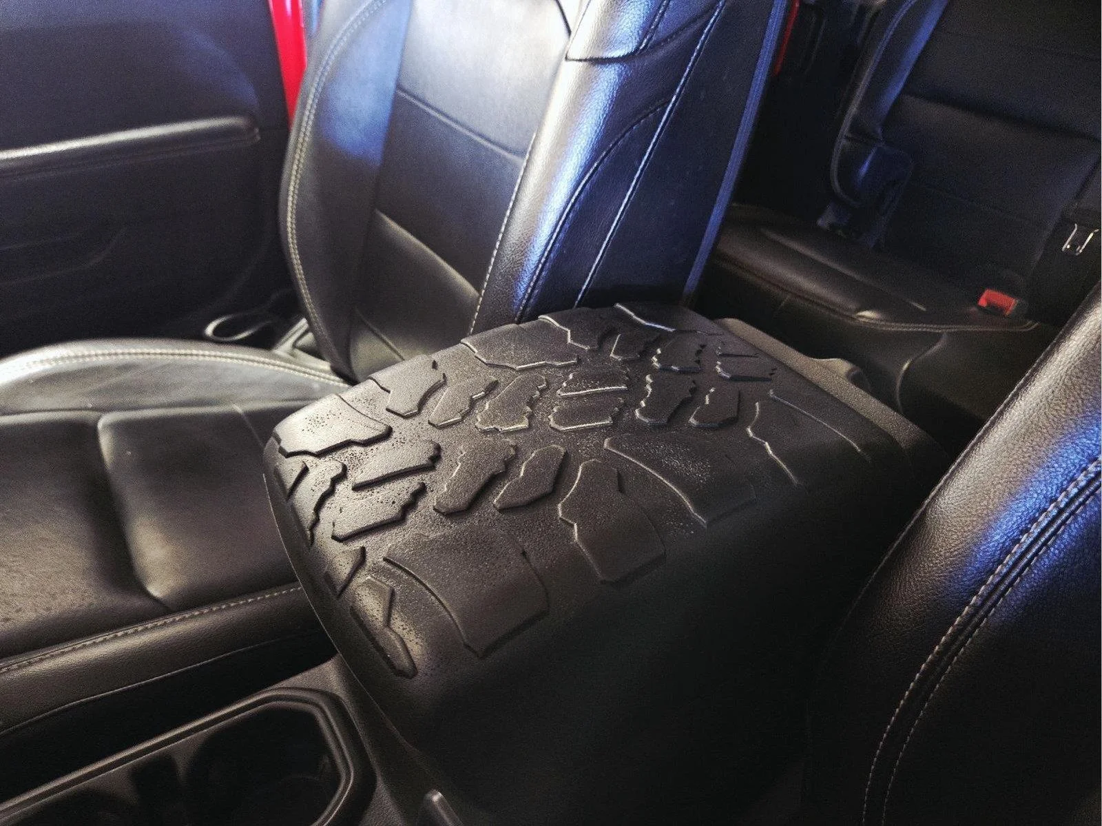 Used 2020 Firecracker Red Clearcoat Jeep Sahara image 31
