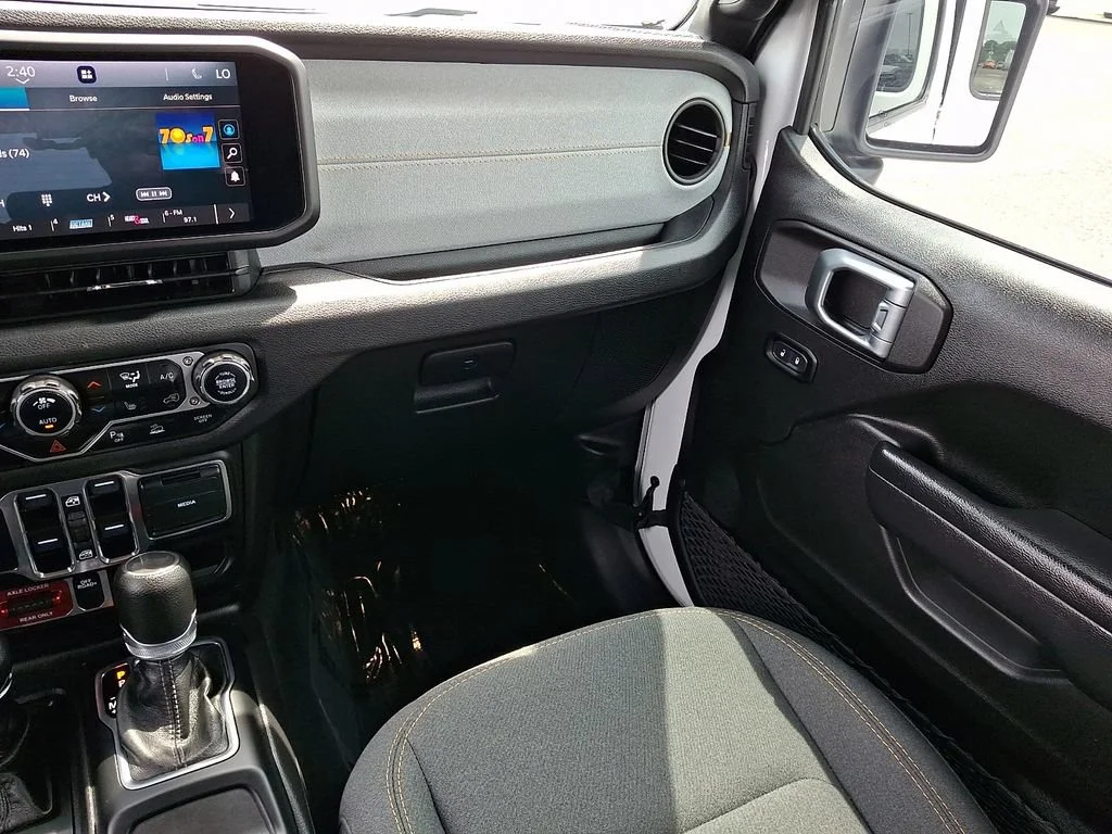 Used 2024 Bright White Clearcoat Jeep Willys image 17
