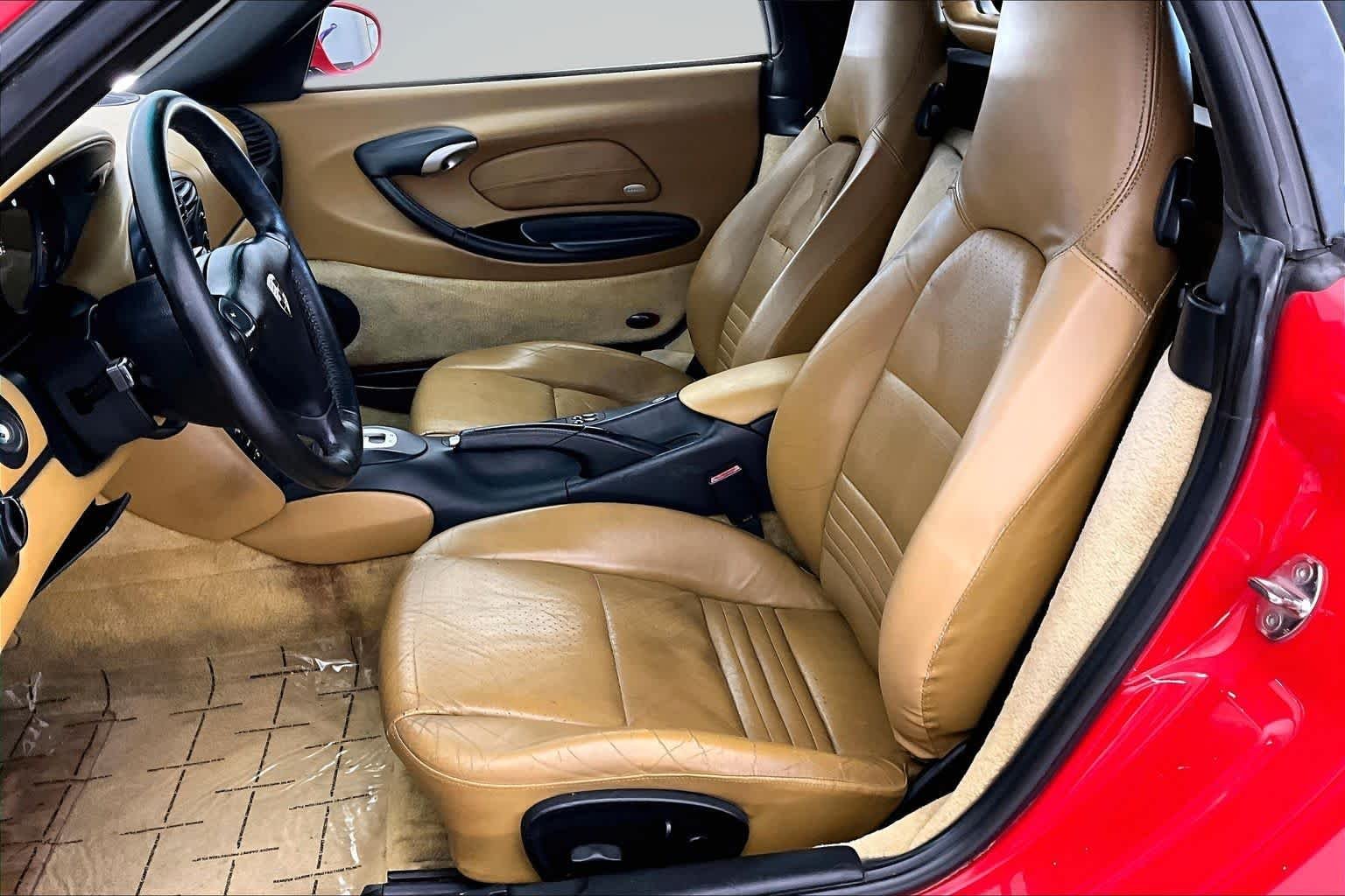 Used 2001  Porsche  image 11