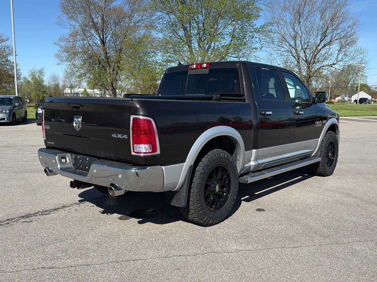 Used 2017 Luxury Brown Pearlcoat Ram Laramie image 18