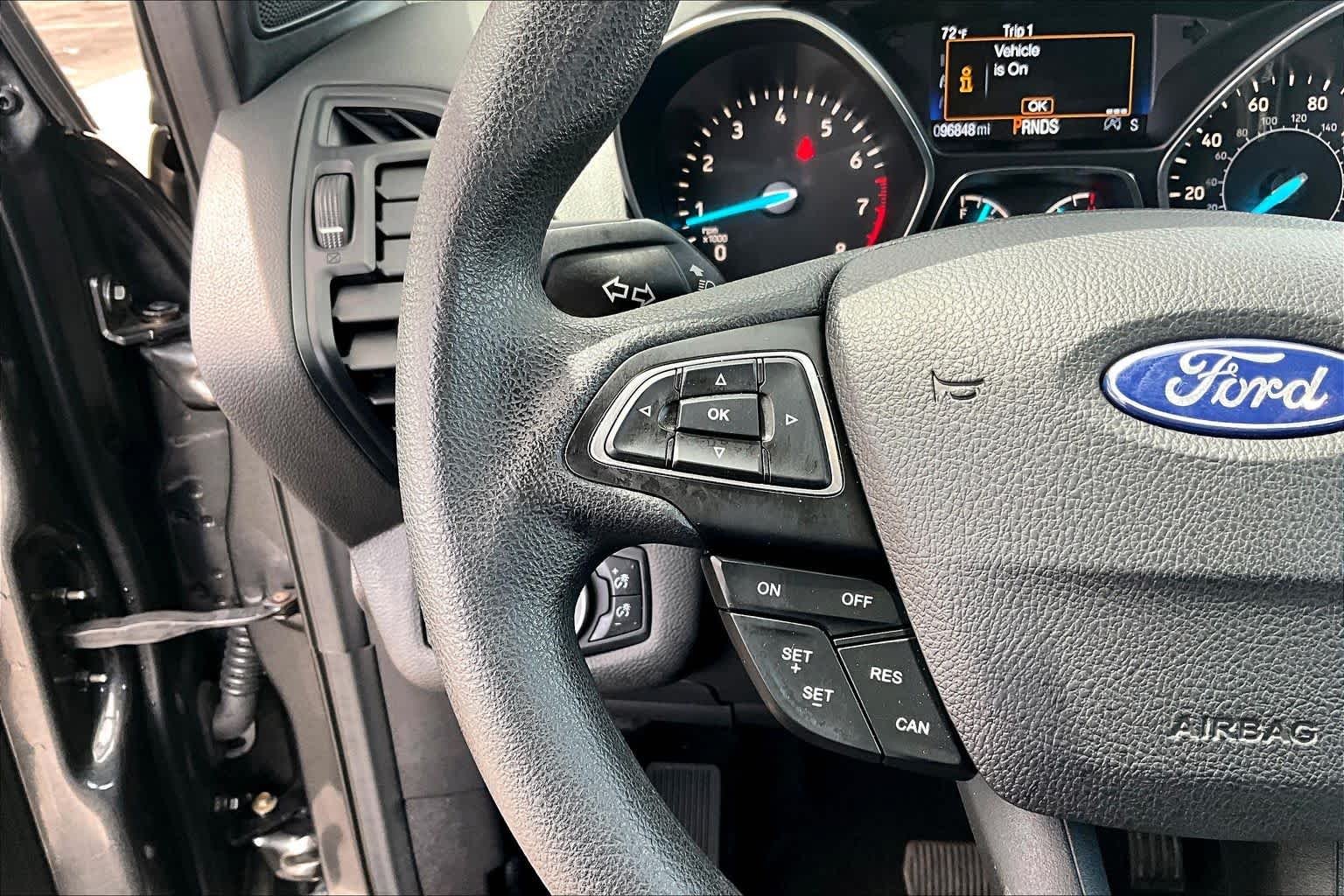 Used 2018 Magnetic Metallic Ford SE image 23