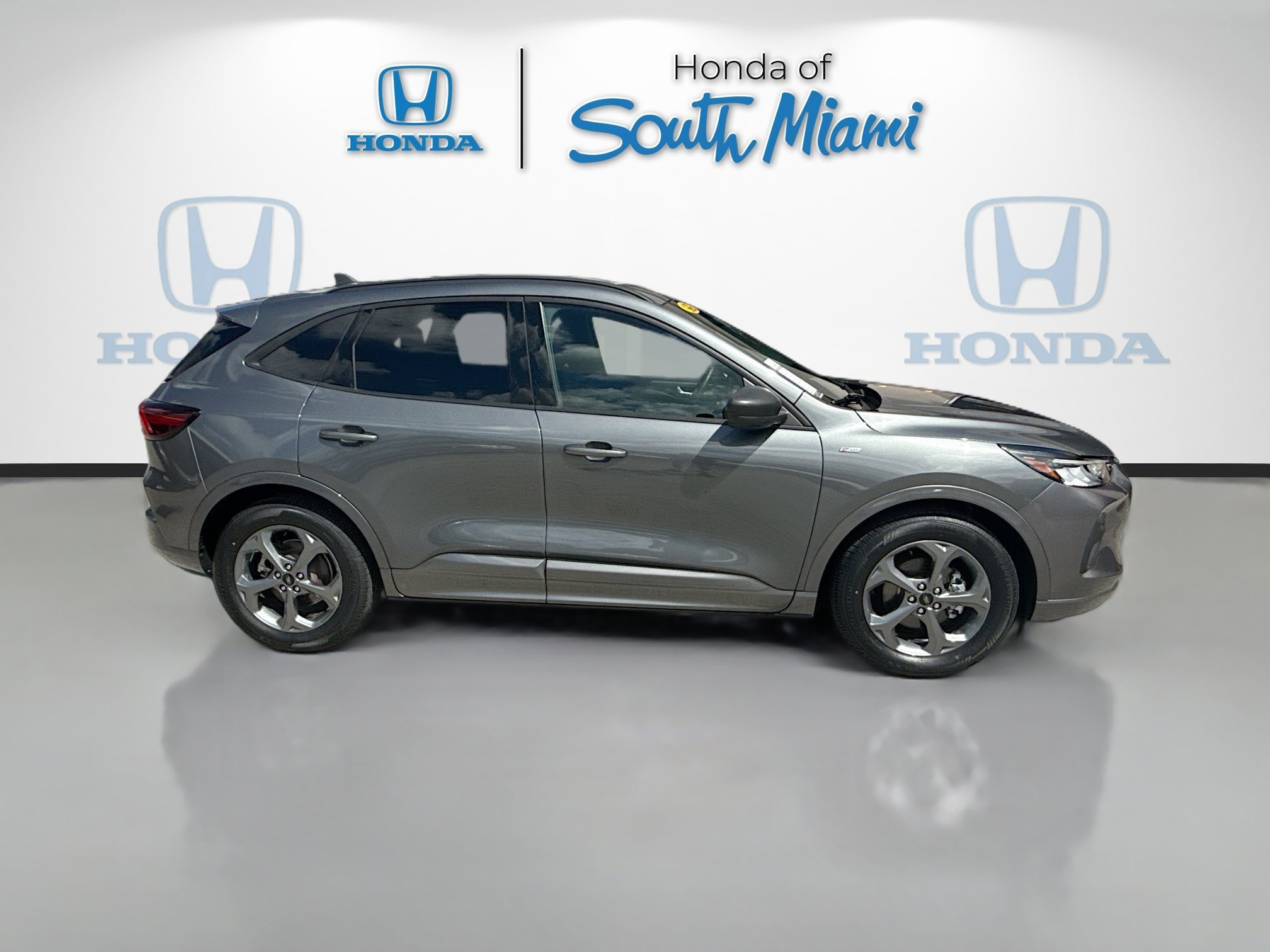 2023 Ford Escape ST-Line - Photo 8