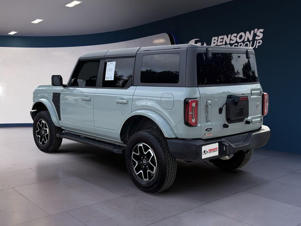Used 2024 Green Ford Outer Banks image 3