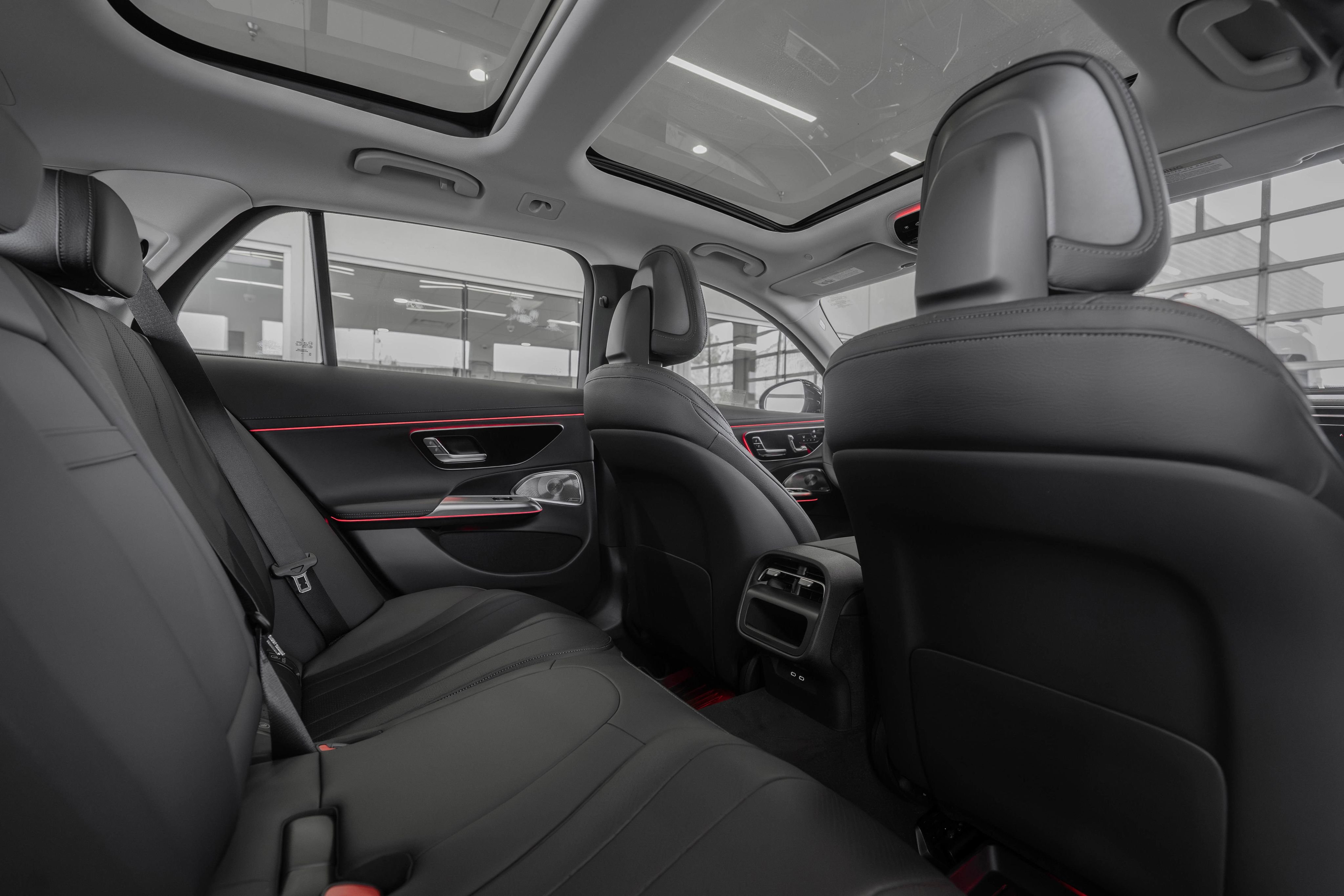 Used 2025 Black Mercedes-Benz E 450 image 26