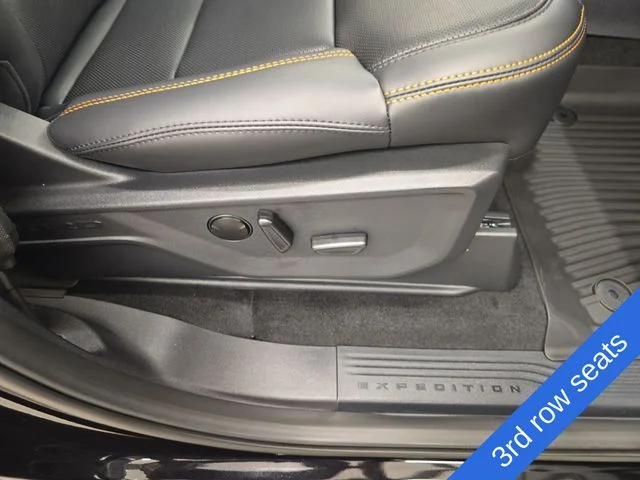 New 2027 Agate Black Metallic Ford Tremor® image 12