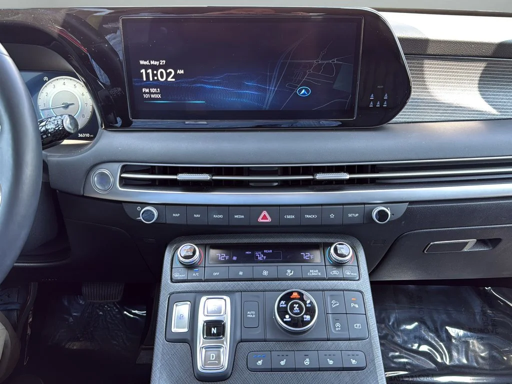 Used 2023 Red Hyundai Limited image 22