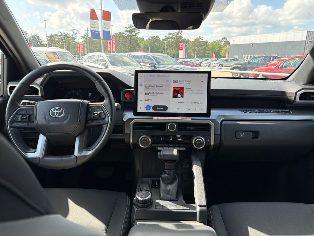 2025 Toyota Tacoma Limited - Photo 12