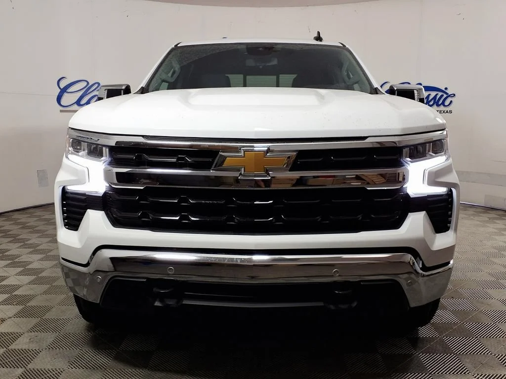 New 2026 Summit White Chevrolet LT image 3