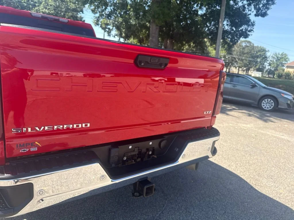 Used 2022 RED HOT Chevrolet LTZ image 34