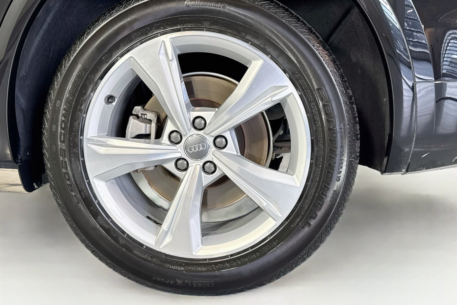 Used 2020 Black Audi Premium image 29
