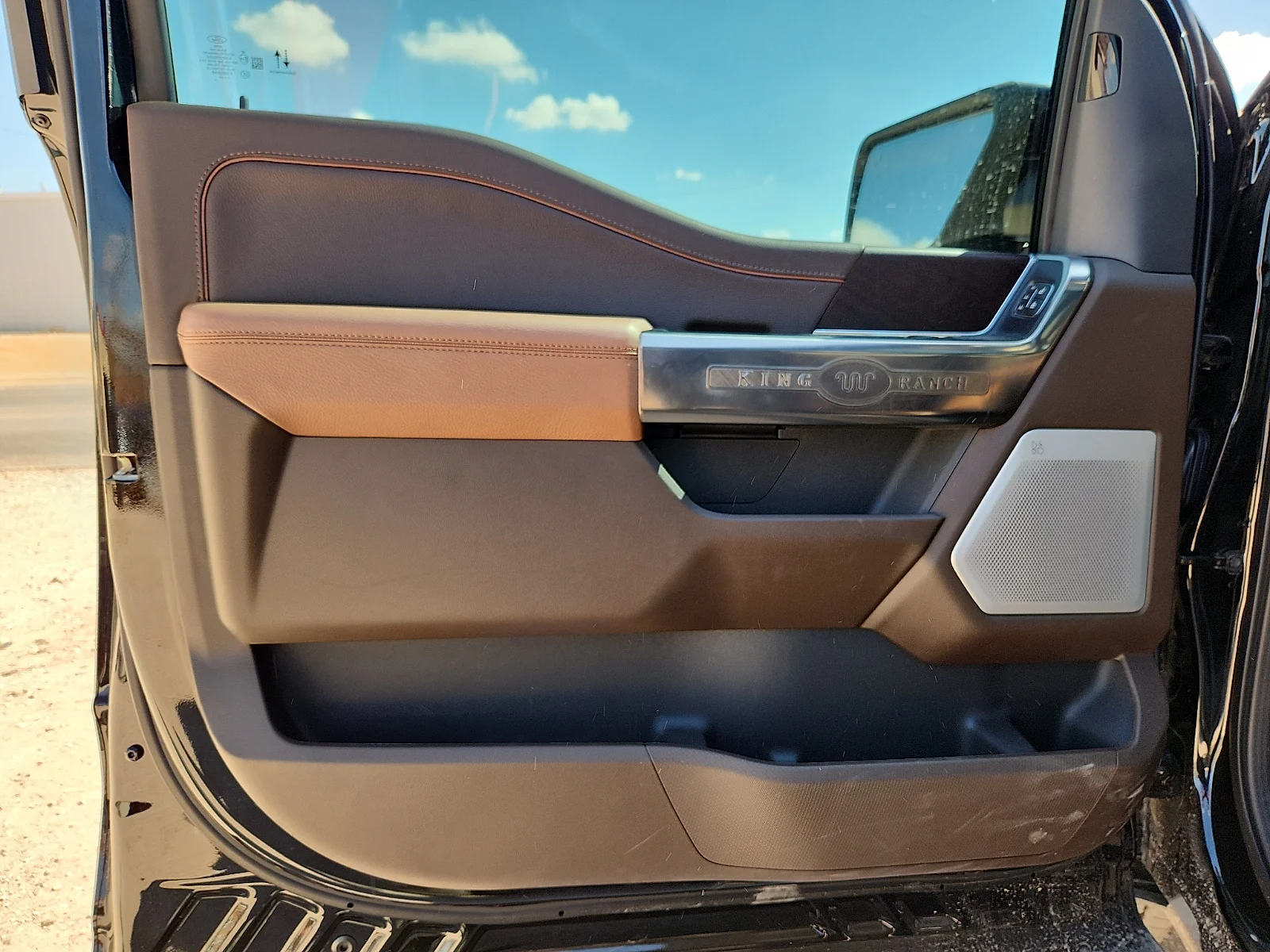 New 2026 Agate Black Metallic Ford King Ranch image 14