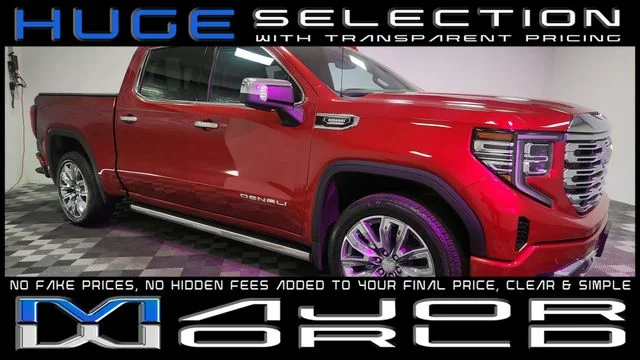 2023 GMC Sierra 4WD Crew Cab Short Box Denali's photo