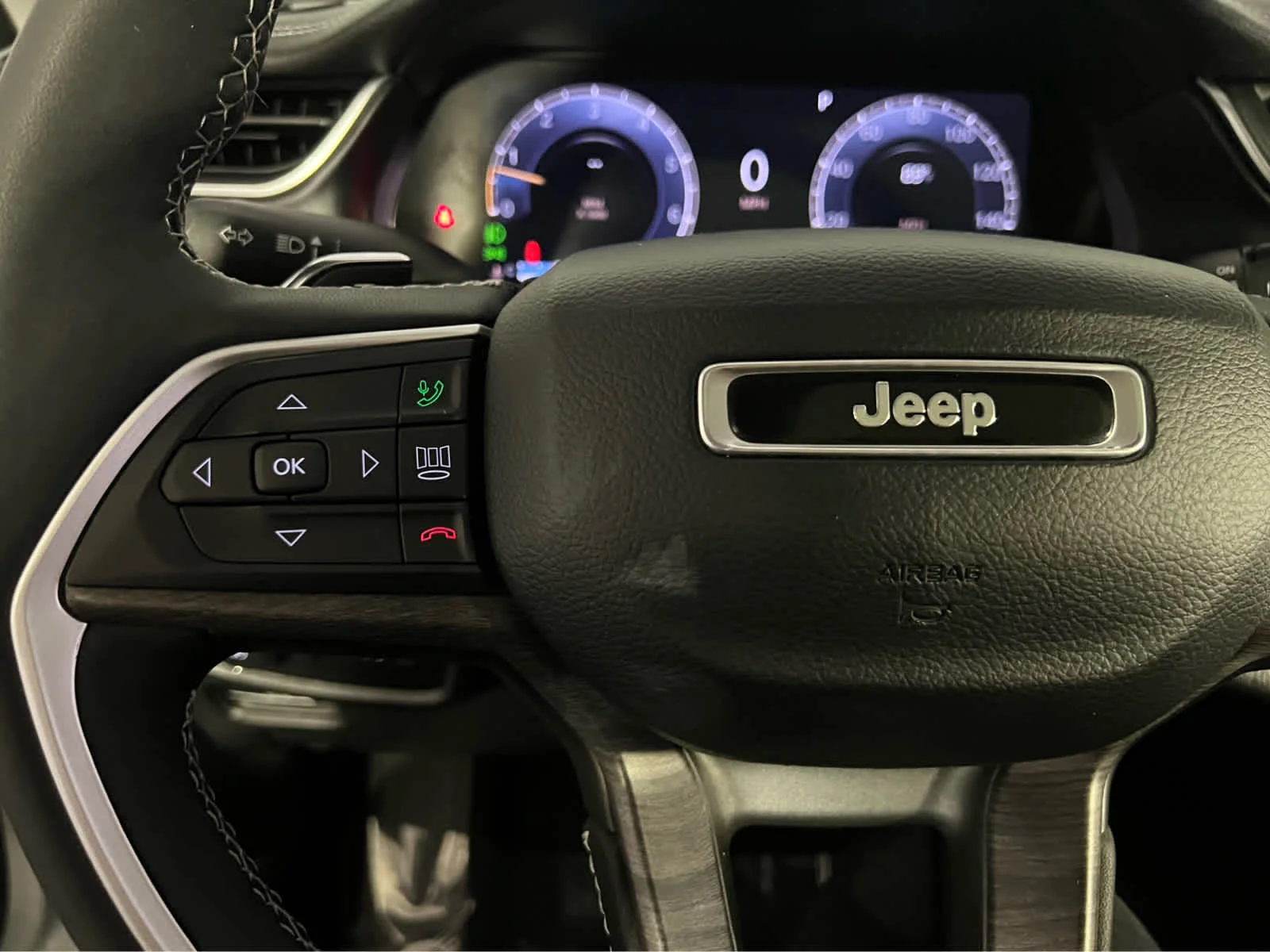 Used 2023 Bright White Clearcoat Jeep Limited image 19