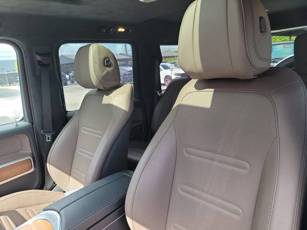 Used 2025 White Mercedes-Benz G 550 image 18