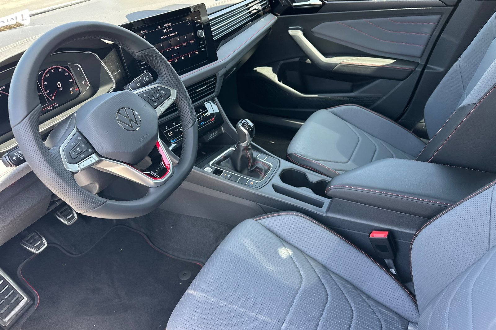 New 2026 Pure White Volkswagen 2.0T Autobahn image 10