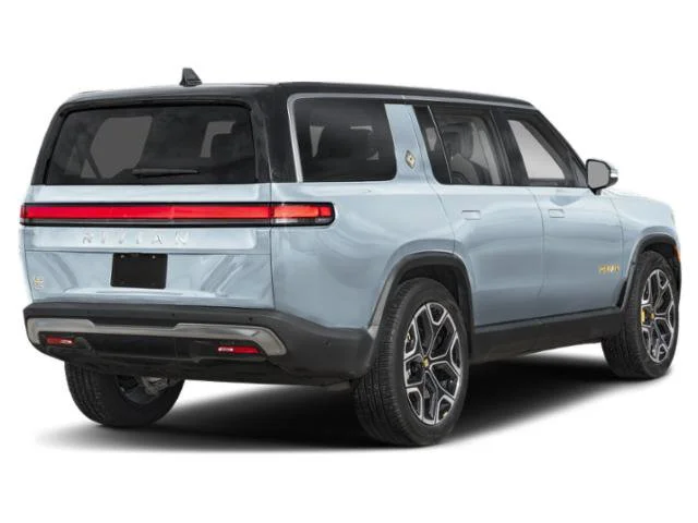Used 2023 Rivian R1S Adventure with VIN 7PDSGABA5PN007869 for sale in Bloomington, MN