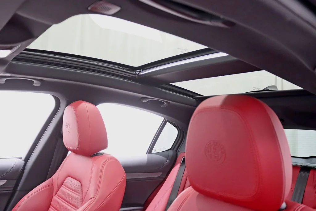 2023 Alfa Romeo Stelvio Veloce