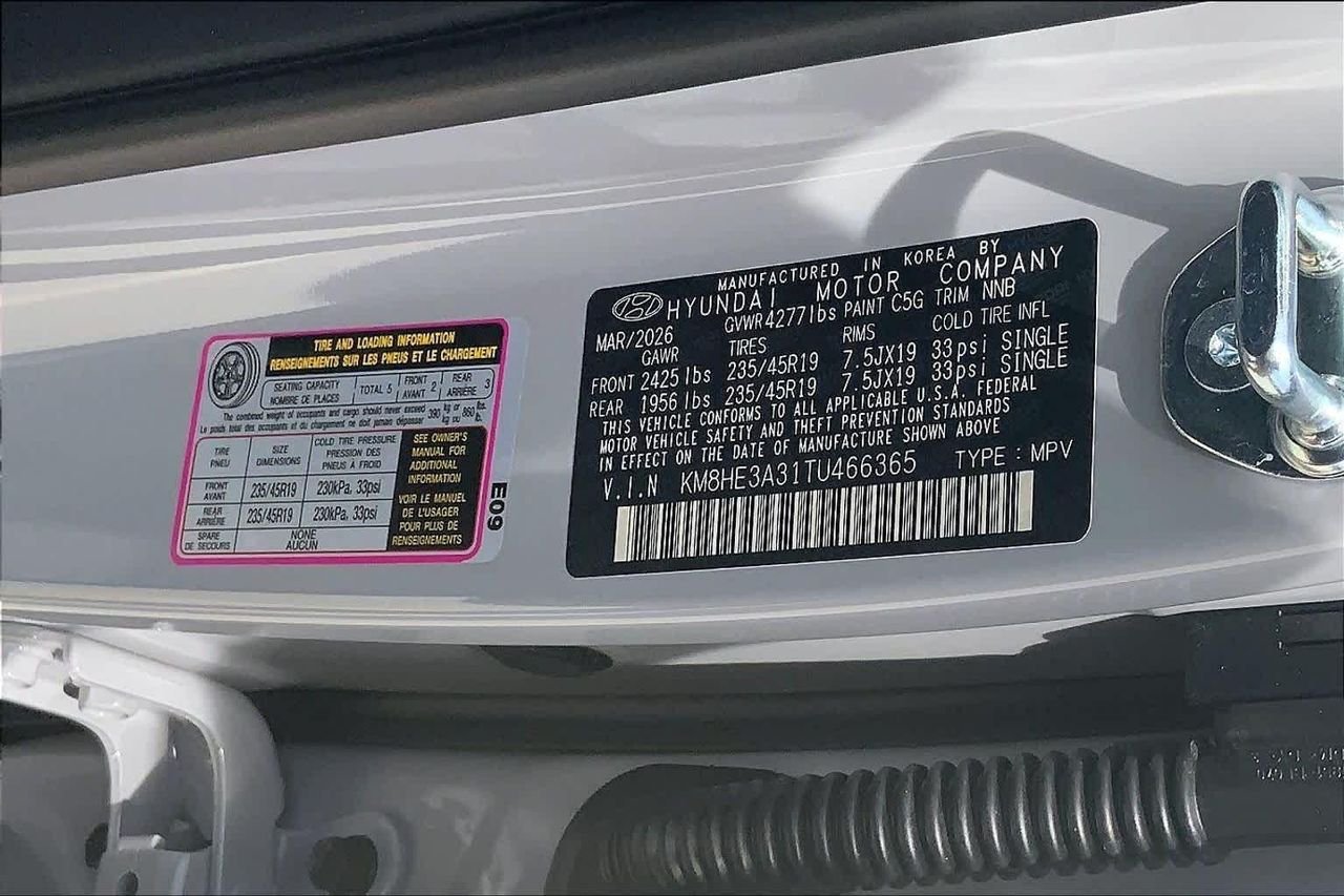 New 2026 Cyber Gray Metallic Hyundai Limited FWD image 19