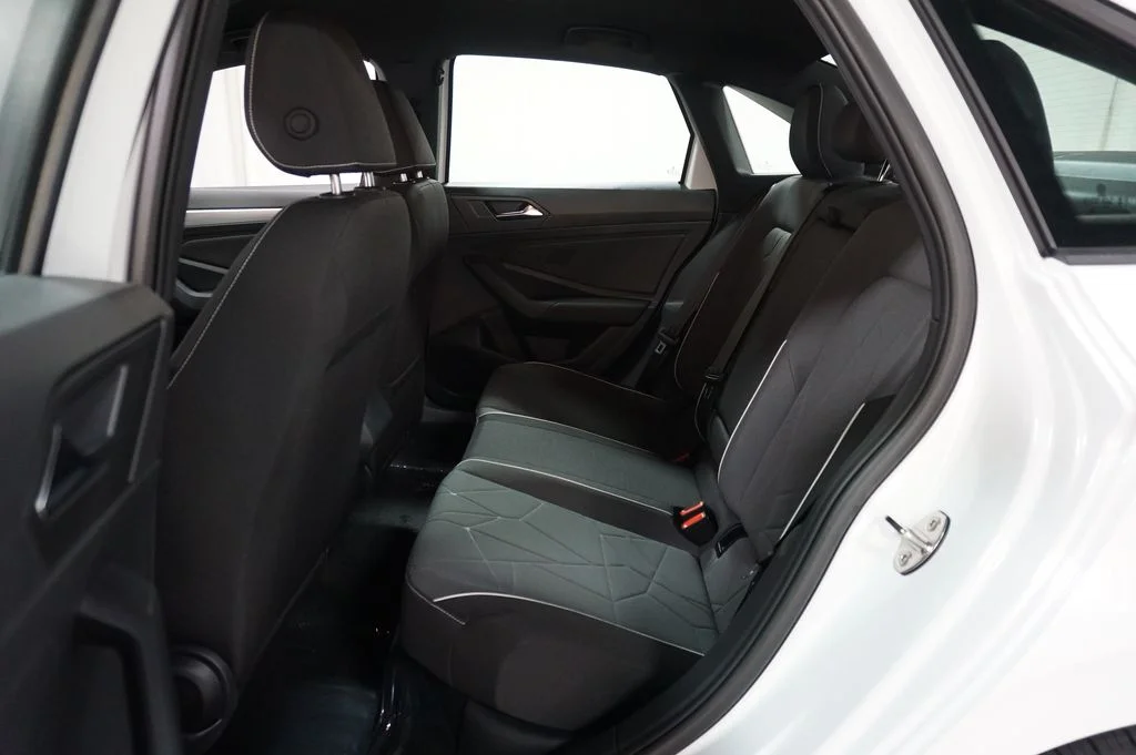 New 2026 White Volkswagen 1.5T Sport image 11