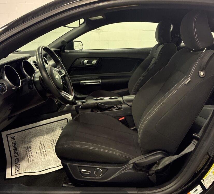 Used 2018 Shadow Black Ford GT image 6