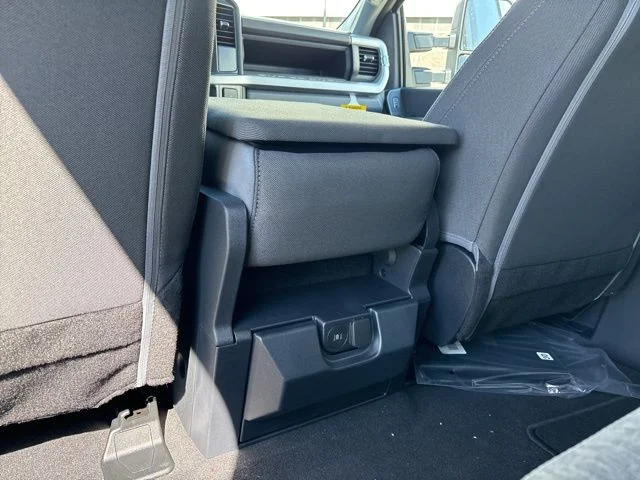 New 2026 Oxford White Ford F-250® XL image 33