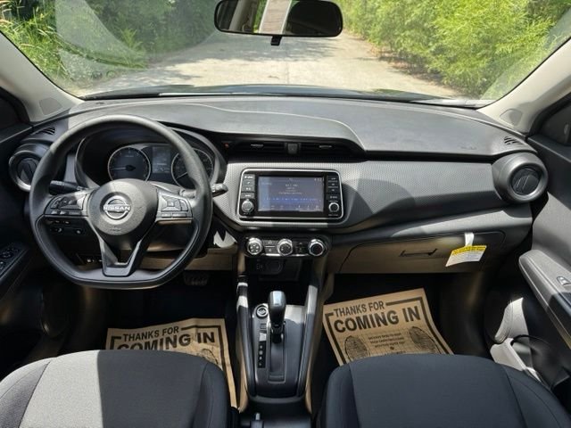 2025 Nissan KICKS PLAY Base - Photo 21