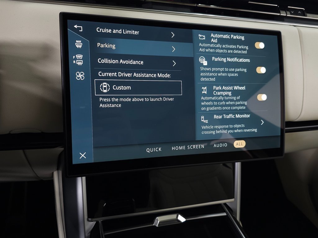 2025 LAND ROVER RANGE ROVER - Image 25